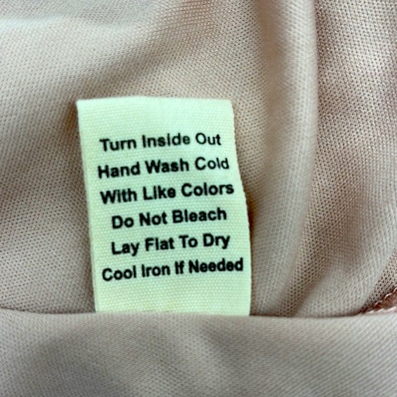 Sweet Wanderer Swiss Dot Blush Button-Front Tiered Mini Dress Size Medium - Picture 8 of 8